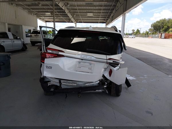 2022 KIA SELTOS EX
