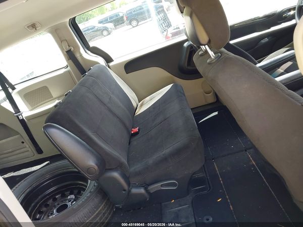 2013 DODGE GRAND CARAVAN SE/SXT — I8
