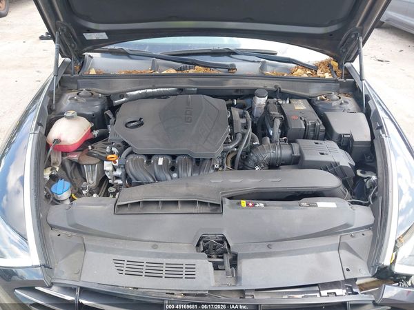 2023 HYUNDAI SONATA SE