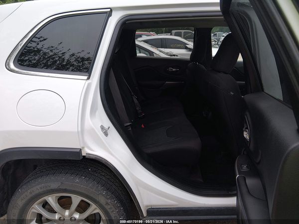 2019 JEEP CHEROKEE LATITUDE FWD