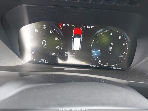 2022 VOLVO XC90