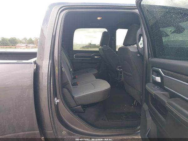 2024 RAM 3500 BIG HORN CREW CAB 4X4
