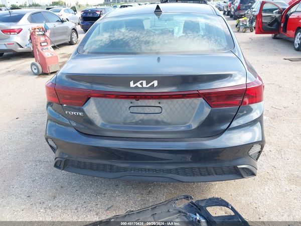 2023 KIA FORTE LXS