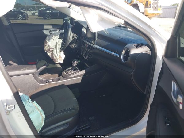 2022 KIA FORTE LXS