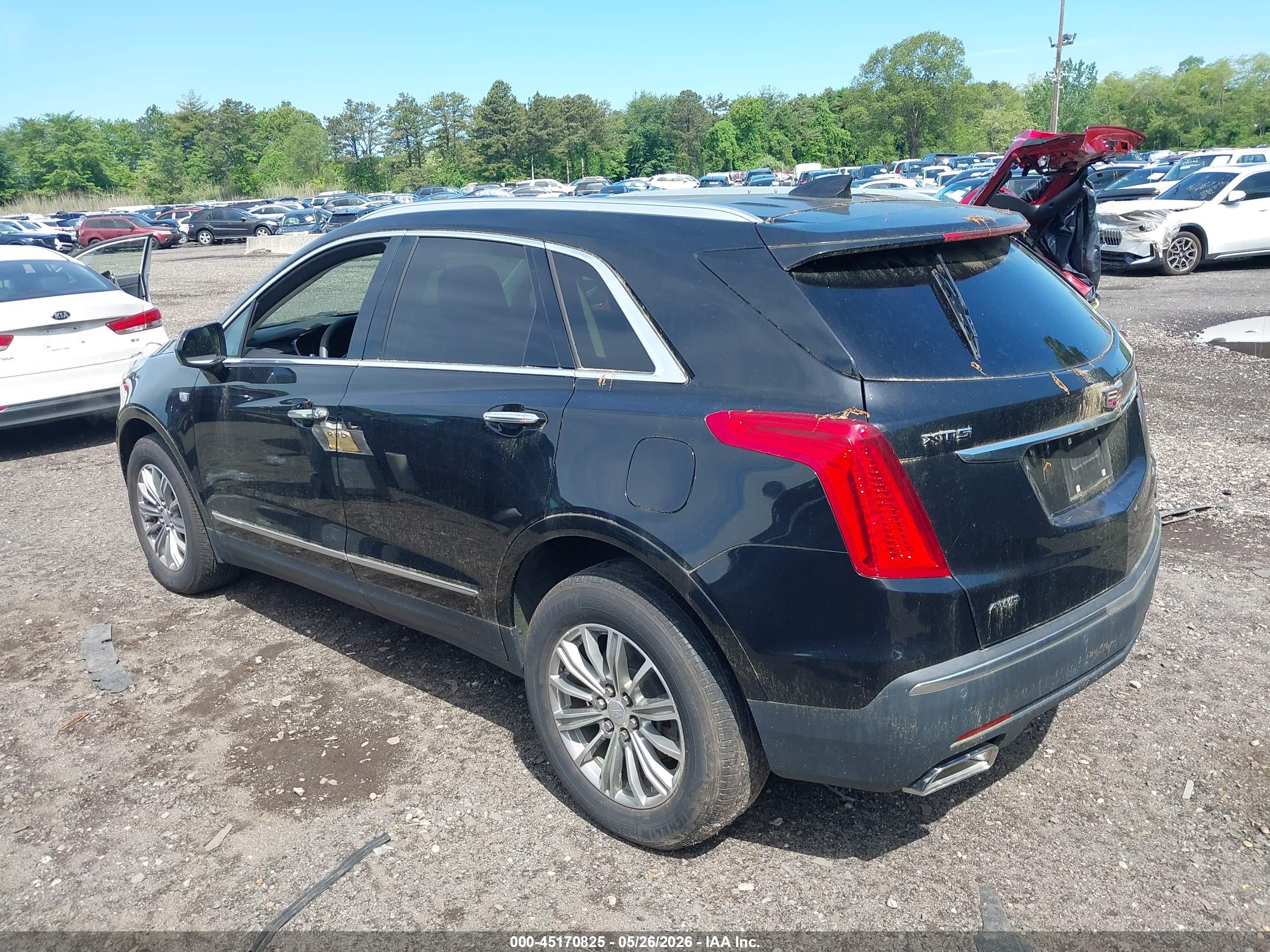 2017 CADILLAC XT5 LUXURY