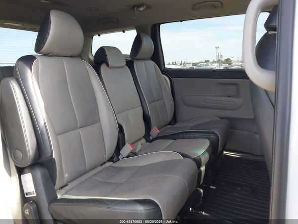 2021 KIA SEDONA EX