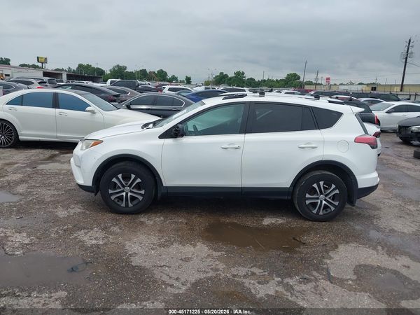 2016 TOYOTA RAV4 LE