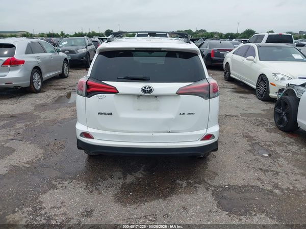 2016 TOYOTA RAV4 LE