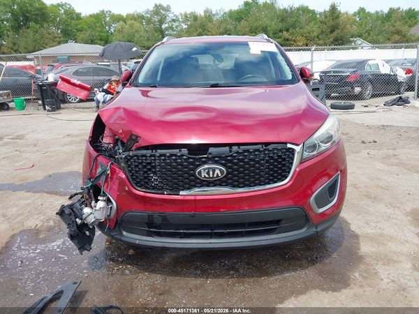 2016 KIA SORENTO L / LX