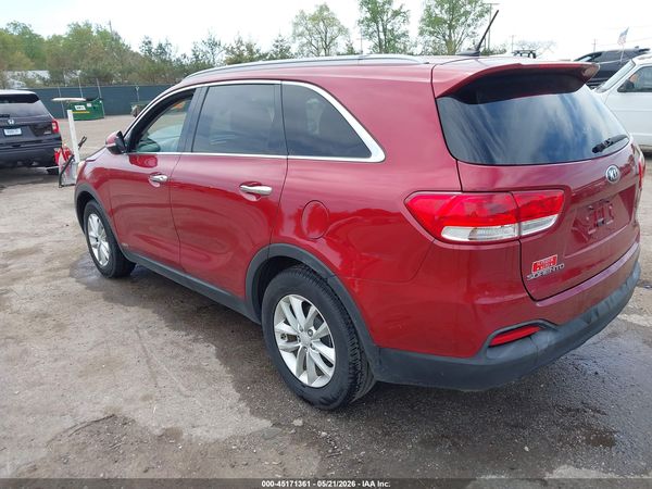 2016 KIA SORENTO L / LX