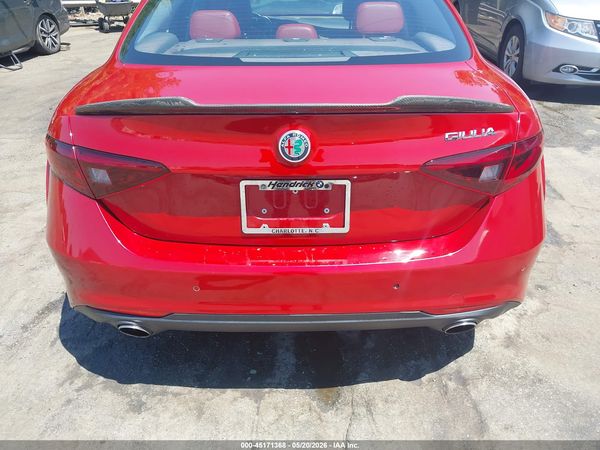 2017 ALFA ROMEO GIULIA TI RWD