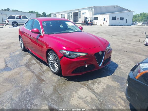 2017 ALFA ROMEO GIULIA TI RWD