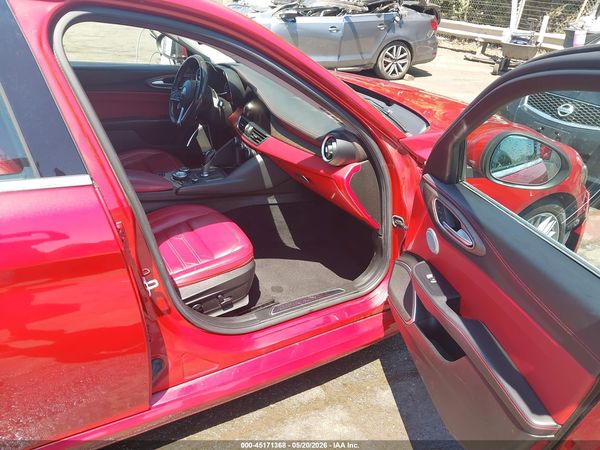 2017 ALFA ROMEO GIULIA TI RWD