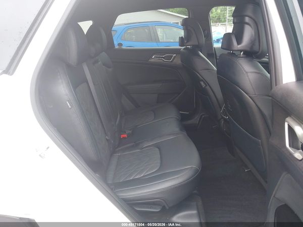 2025 KIA SPORTAGE X-LINE
