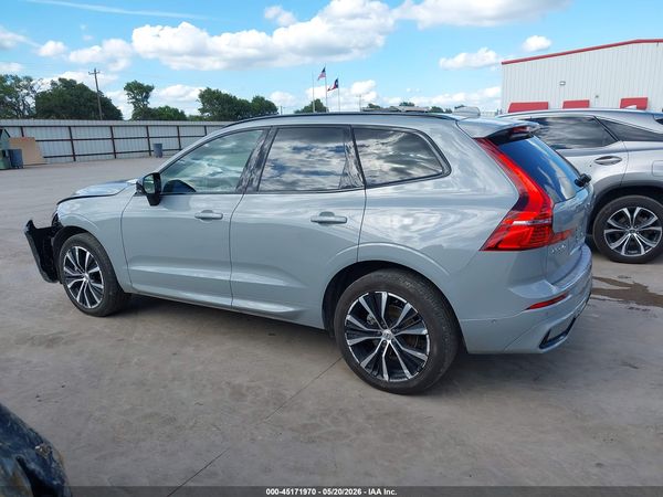 2025 VOLVO XC60 B5 PLUS