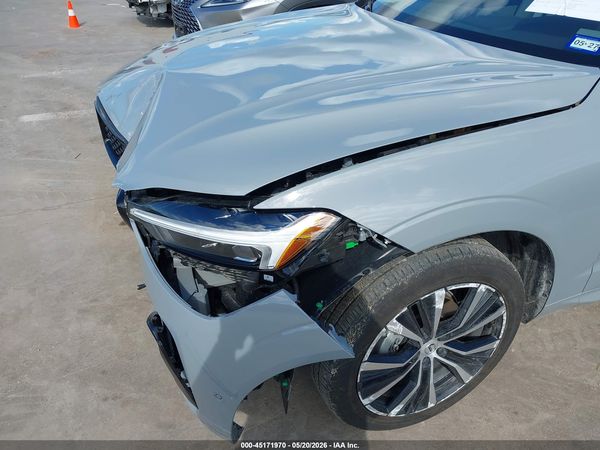 2025 VOLVO XC60 B5 PLUS