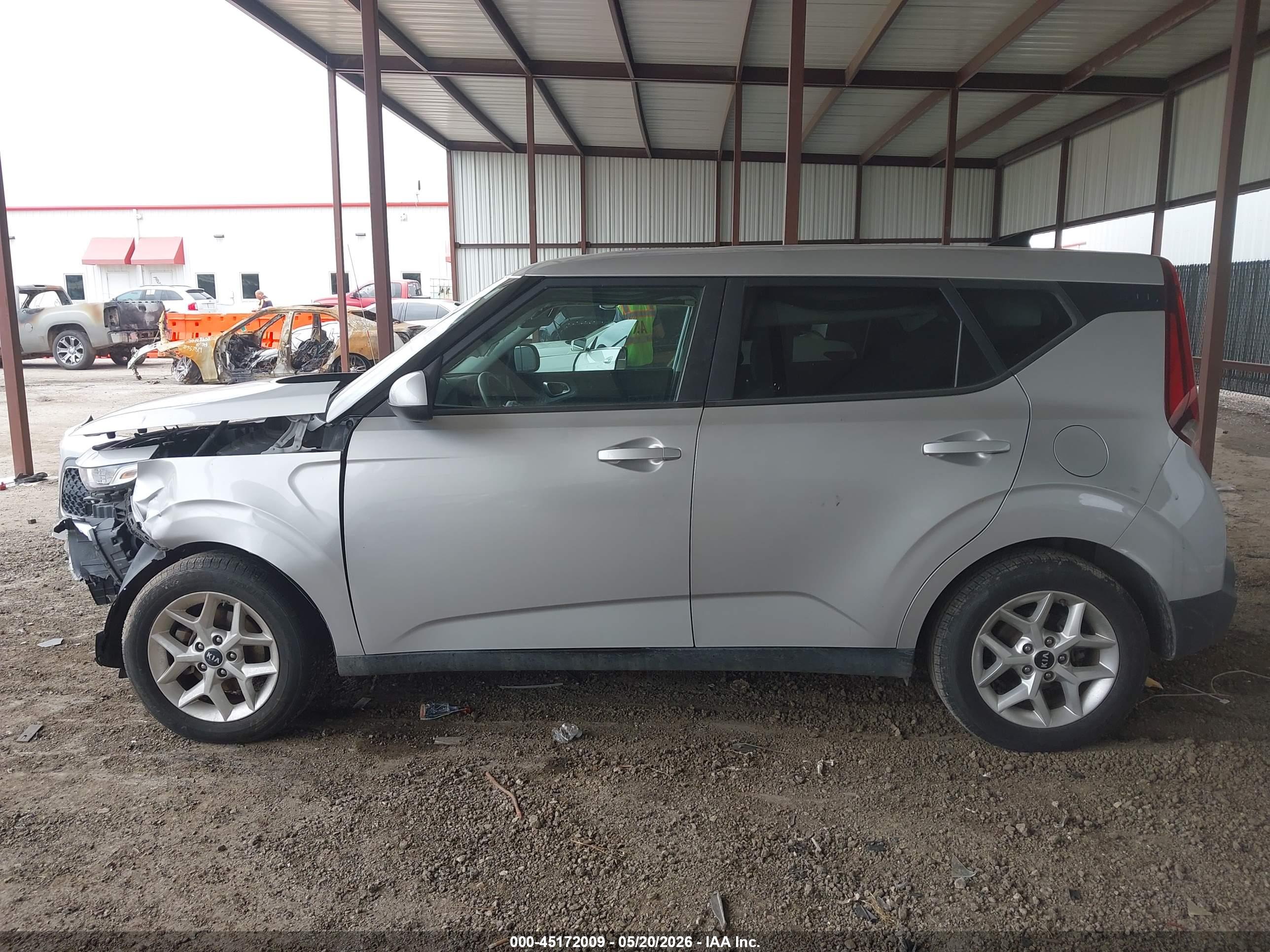 2020 KIA SOUL S