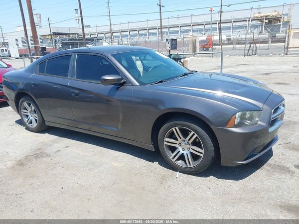 2014 DODGE CHARGER SE