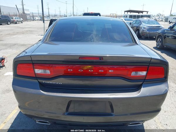 2014 DODGE CHARGER SE