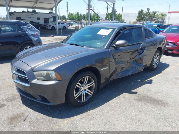 2014 DODGE CHARGER SE