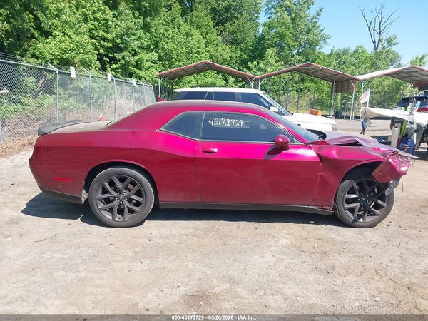 2020 DODGE CHALLENGER SXT