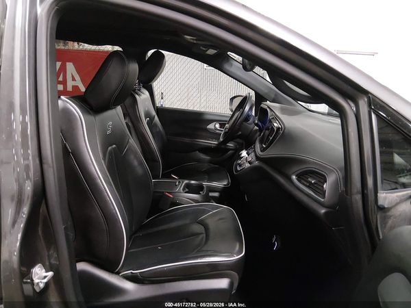 2018 CHRYSLER PACIFICA LIMITED — I5
