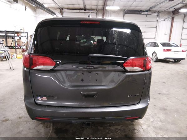 2018 CHRYSLER PACIFICA LIMITED — I119