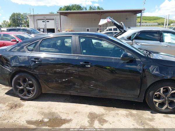 2019 KIA FORTE LXS