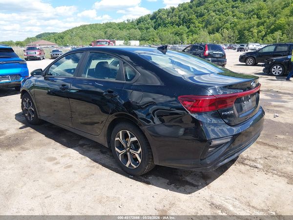 2019 KIA FORTE LXS