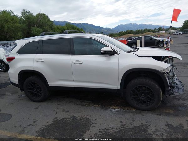 2019 TOYOTA HIGHLANDER XLE
