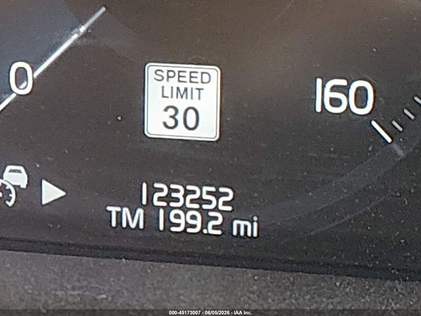 2021 VOLVO XC90 T5 MOMENTUM 7 PASSENGER