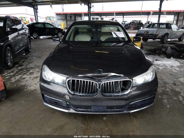 2016 BMW 740I