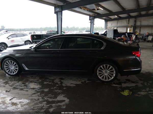 2016 BMW 740I