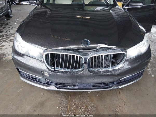 2016 BMW 740I
