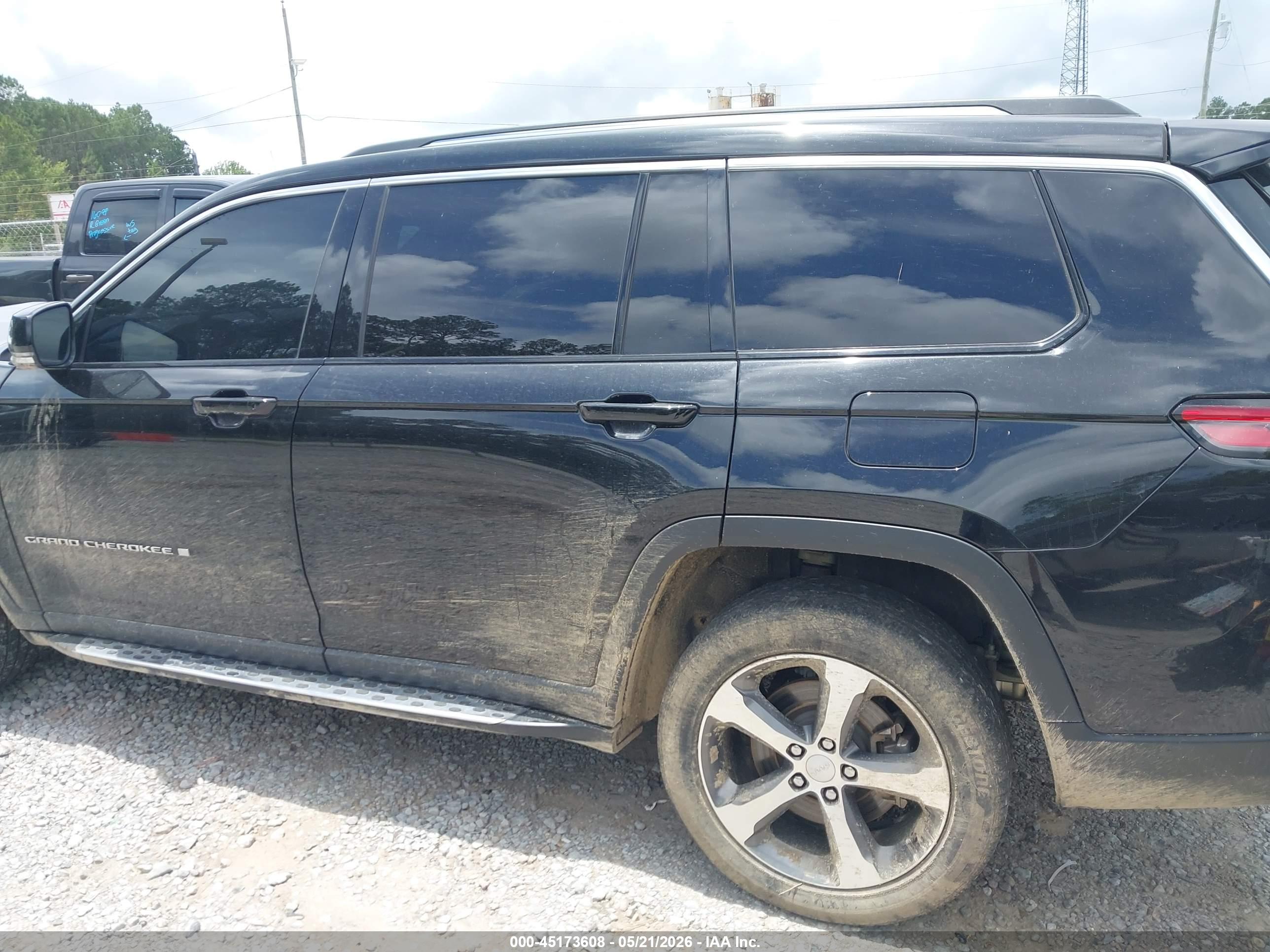 2023 JEEP GRAND CHEROKEE L LIMITED 4X2