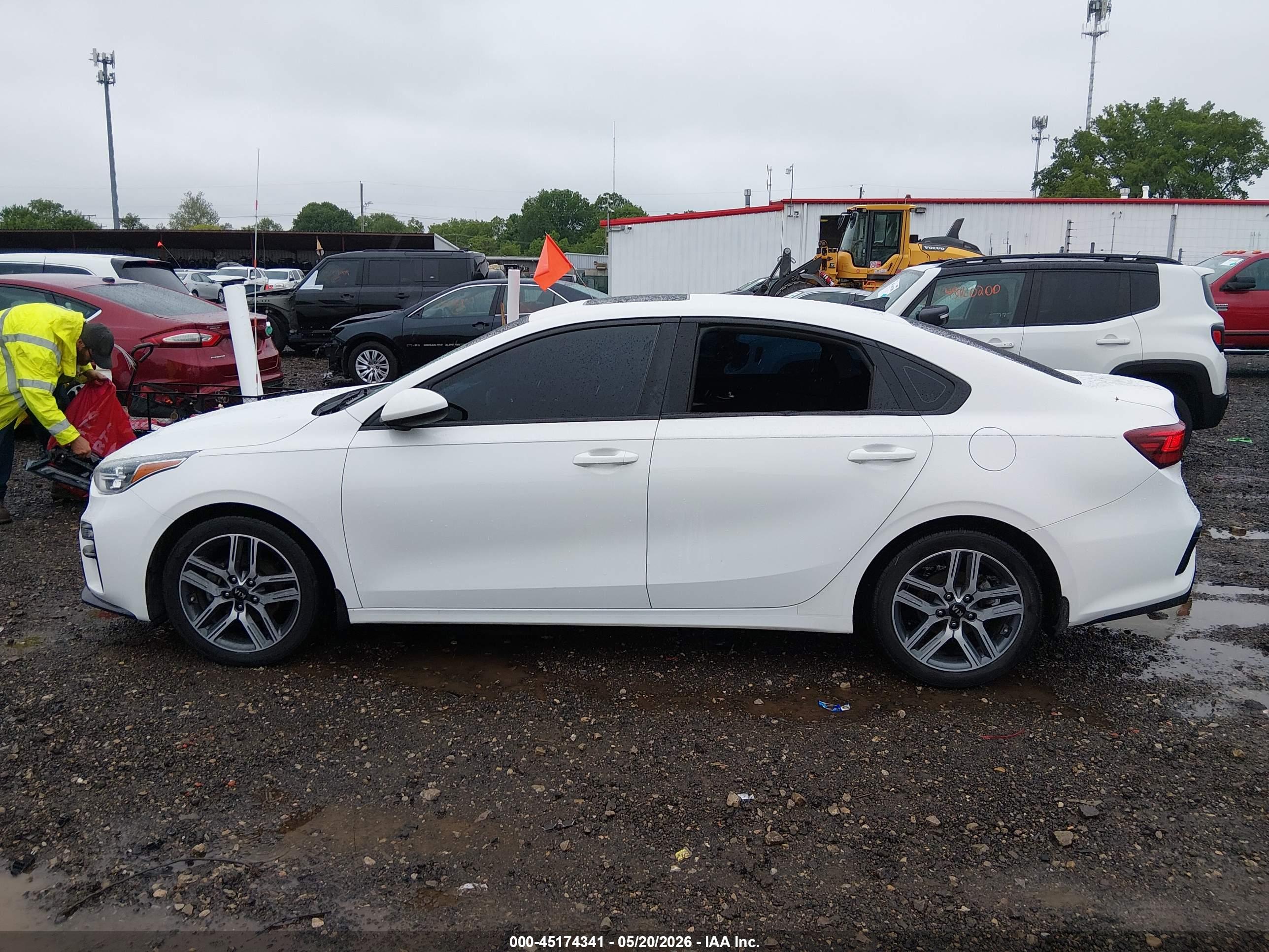 2019 KIA FORTE S