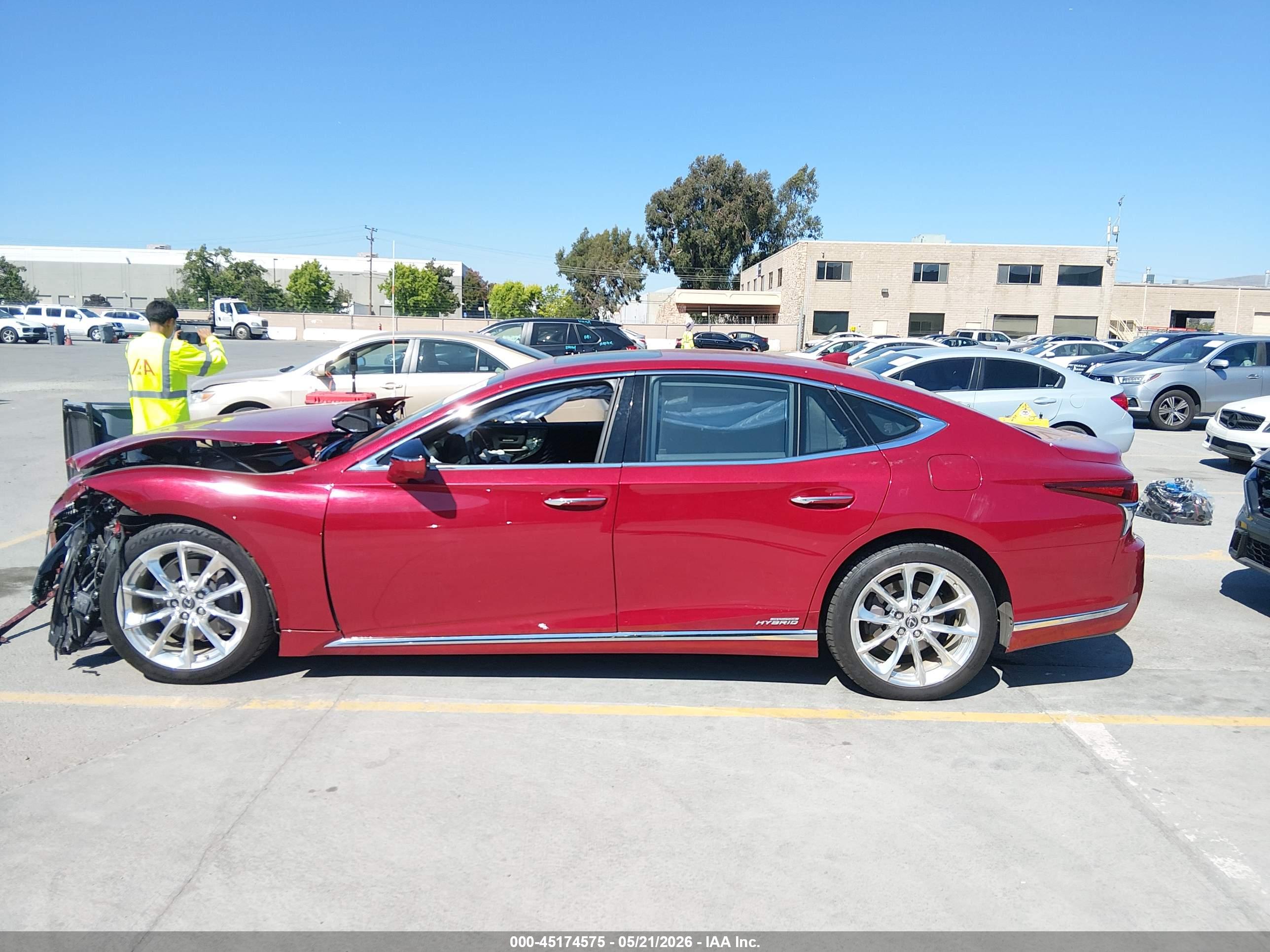 2020 LEXUS LS 500H 500H Executive