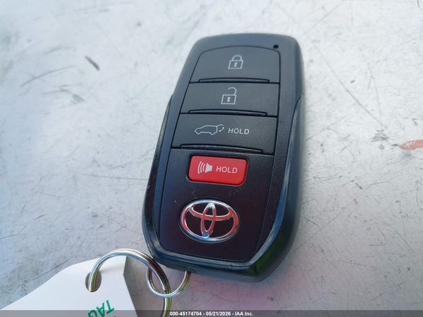 2025 TOYOTA GRAND HIGHLANDER XLE