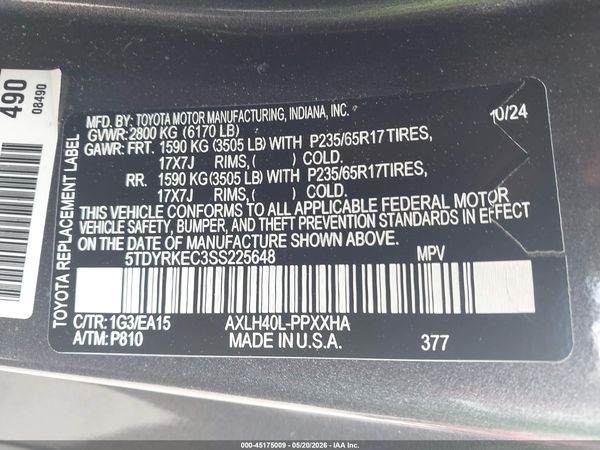 2025 TOYOTA SIENNA XLE 8 PASSENGER