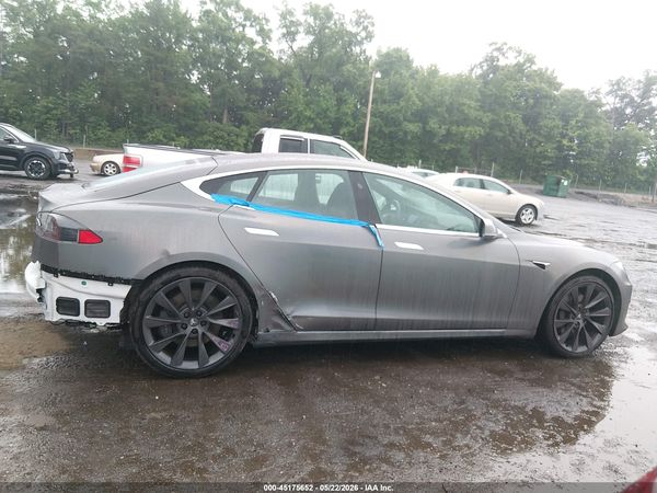2020 TESLA MODEL S
