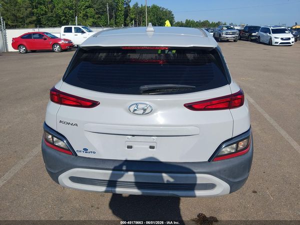 2022 HYUNDAI KONA SE