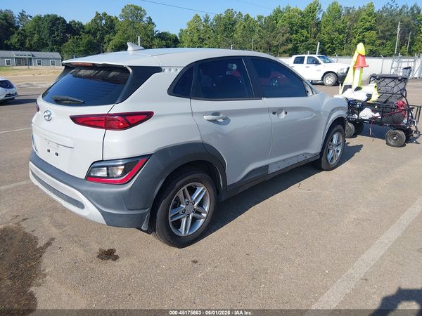 2022 HYUNDAI KONA SE