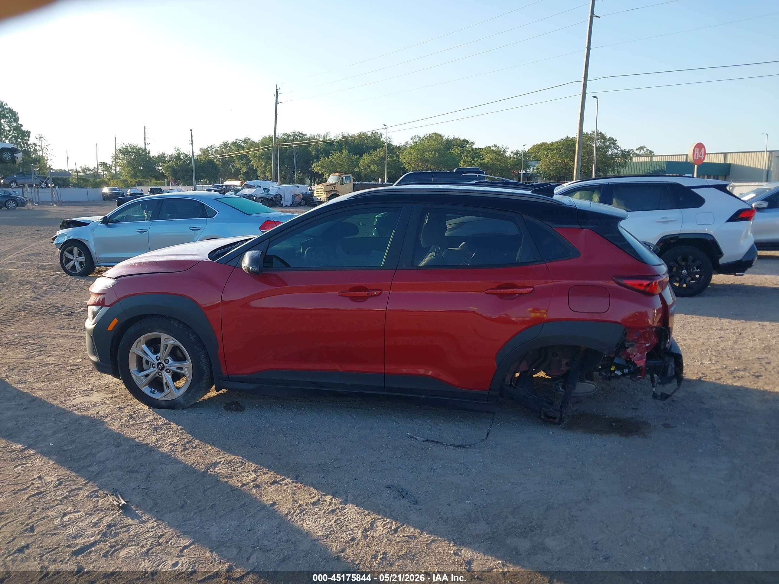 2022 HYUNDAI KONA SEL