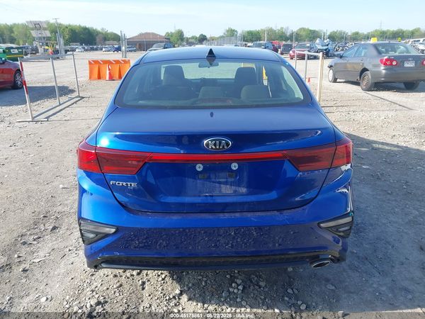 2019 KIA FORTE LXS