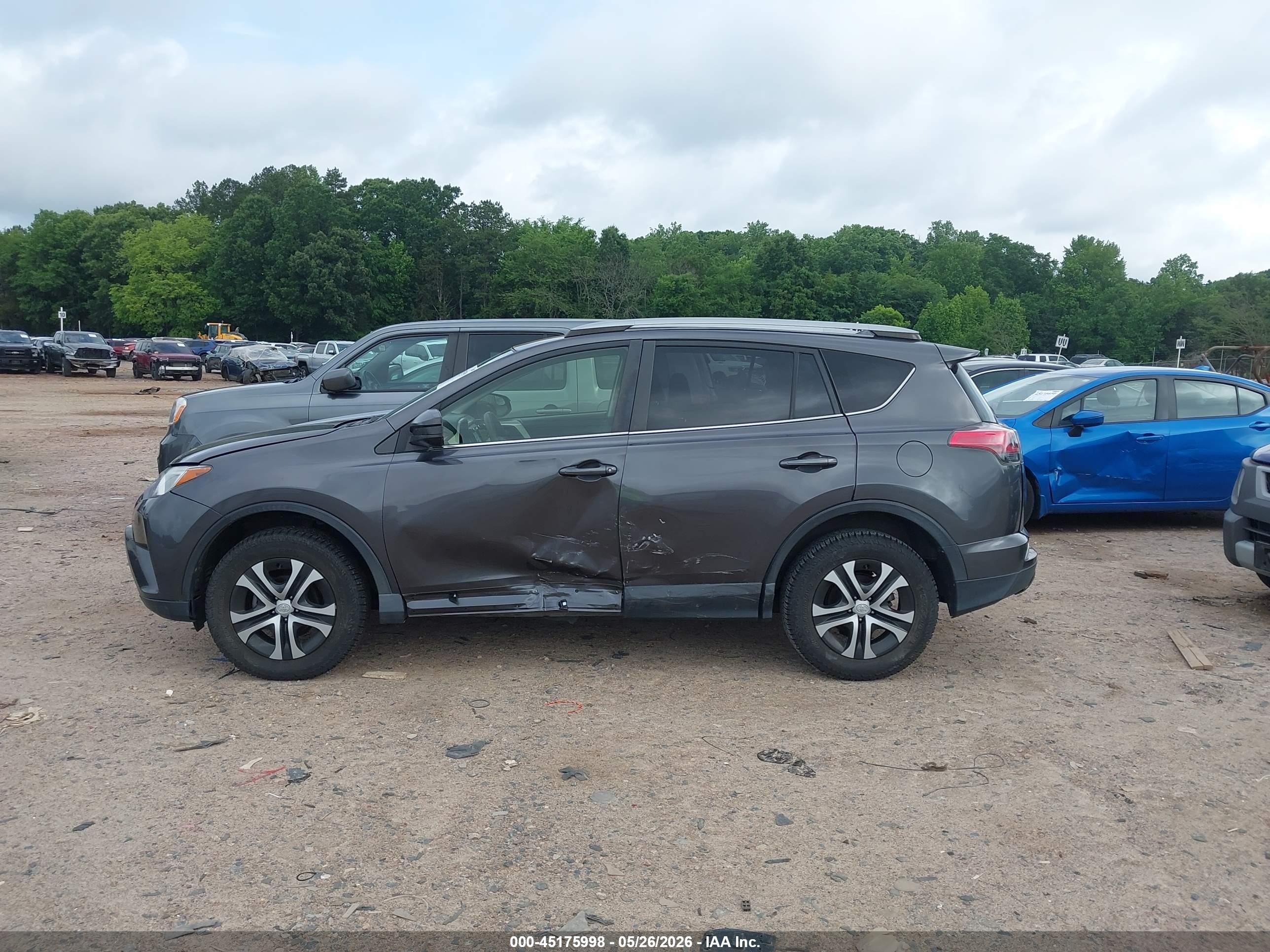2018 TOYOTA RAV4 LE