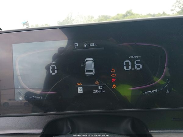 2024 KIA SPORTAGE X-LINE