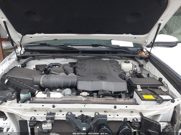 2018 TOYOTA 4RUNNER SR5