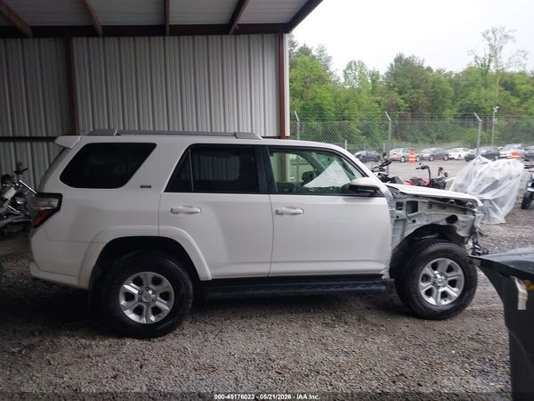 2018 TOYOTA 4RUNNER SR5