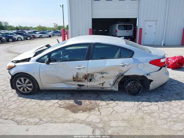 2016 KIA FORTE LX