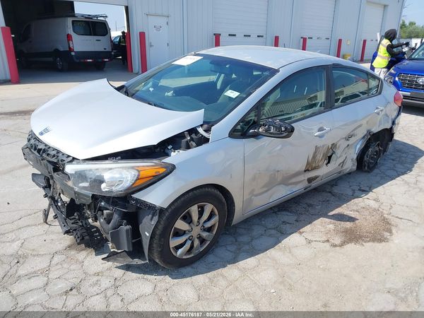 2016 KIA FORTE LX